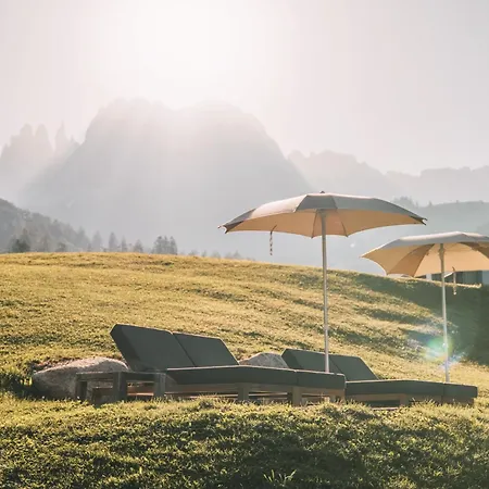 Cyprianerhof Dolomit Resort-3